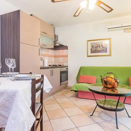 Apartment Family Friendly With A Swimming Pool Fratrici, - 14384 *