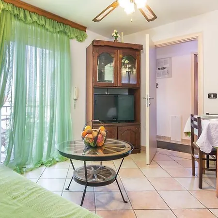 Family Friendly With A Swimming Pool Fratrici, - 14384 * Umag