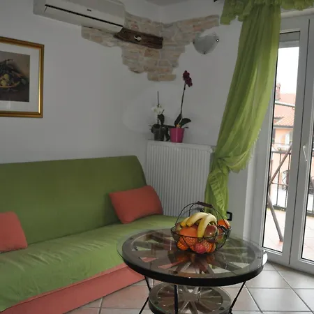 Apartment Family Friendly With A Swimming Pool Fratrici, - 14384
